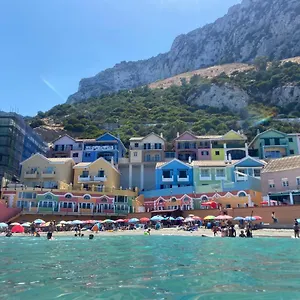  Apartamento Unique Waterfront Duplex On The Mediterranean - Caleta, Catalan Bay