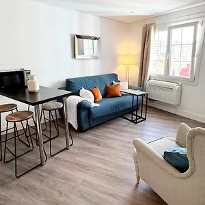  Apartamento Deluxe Centre Two Bedroom - Grand House